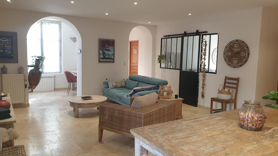 טולון Rdc De Maison Avec Terrasse Barbecue מראה חיצוני תמונה